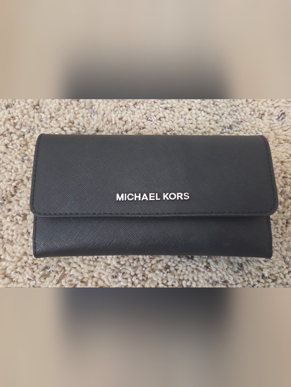 Michael Kors Jet Set Travel Saffiano Leather Continental Wallet – Black – Excell